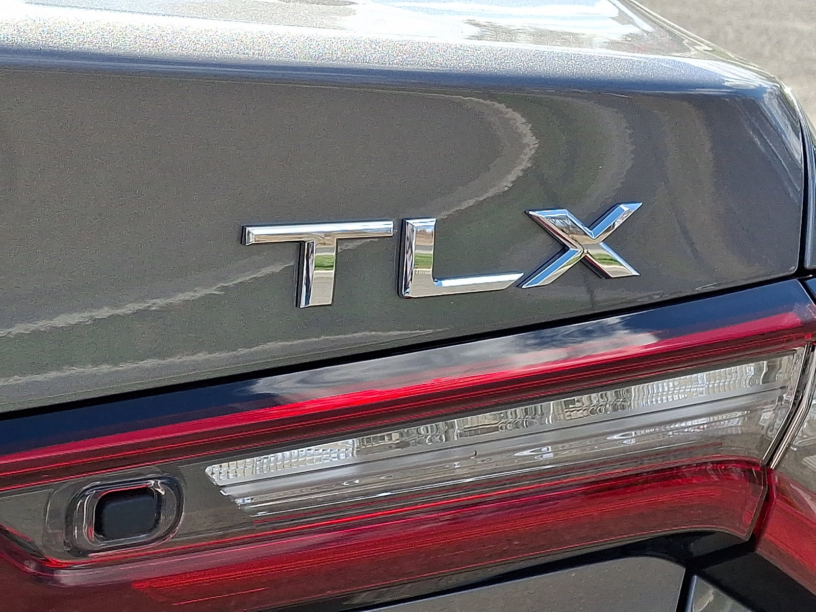Certified 2025 Acura TLX w/ Technology Package image 31