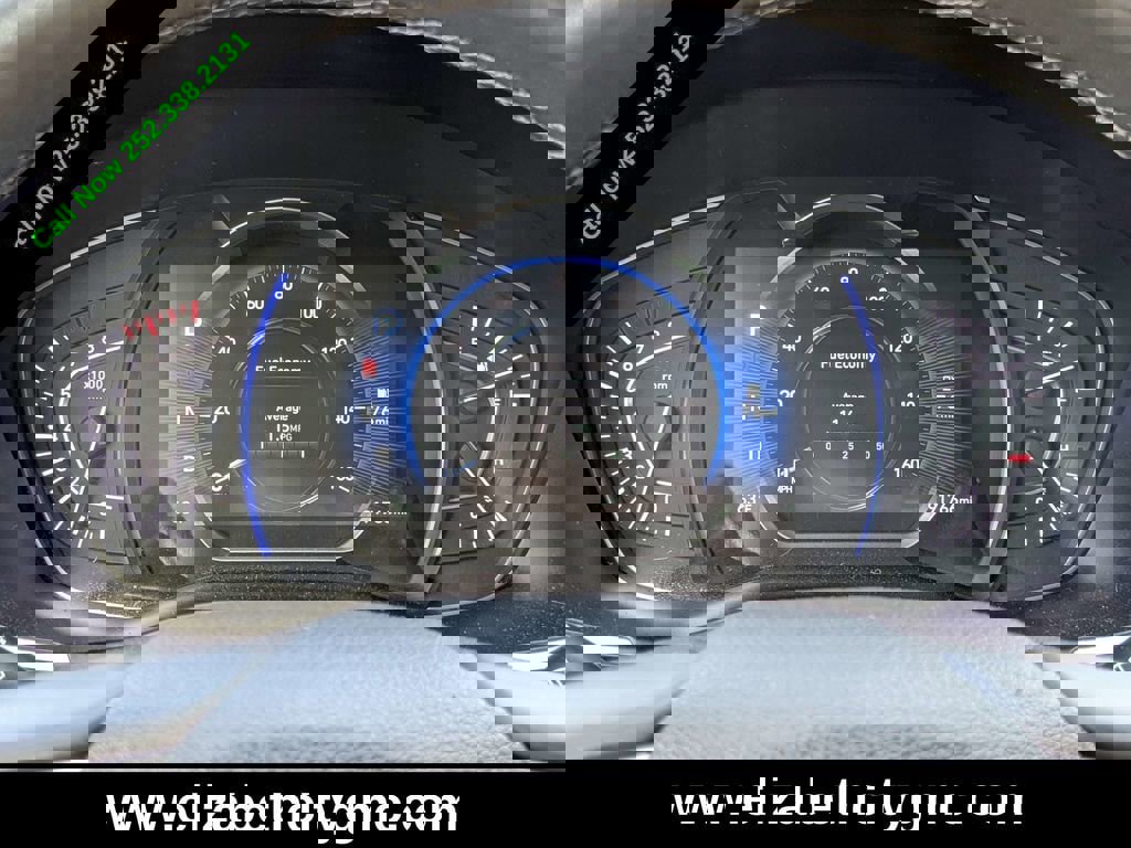 Used 2020 Hyundai Santa Fe Limited w/ Cargo Package image 31