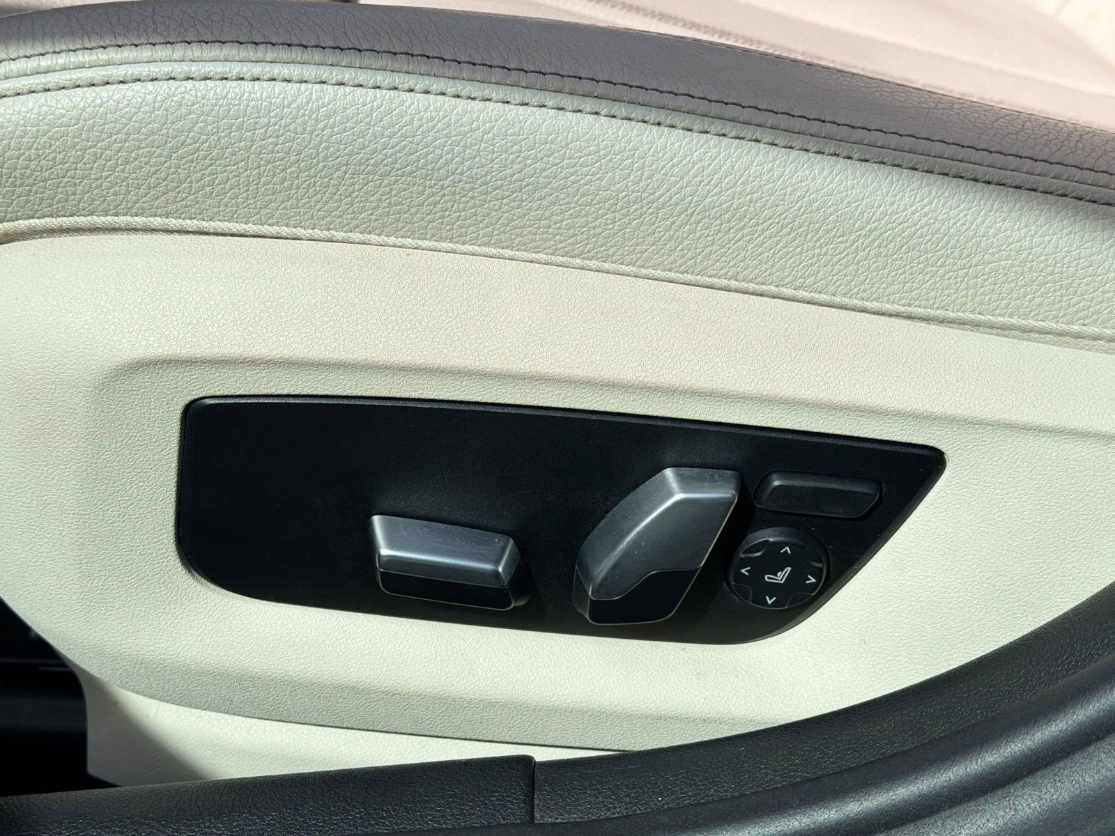 Used 2018 BMW 530i image 14