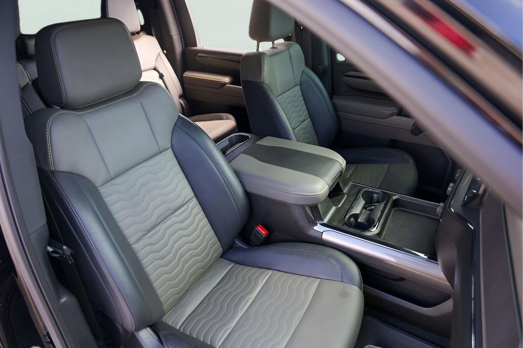 Certified 2025 Chevrolet Silverado 2500 ZR2 w/ Technology Package image 34