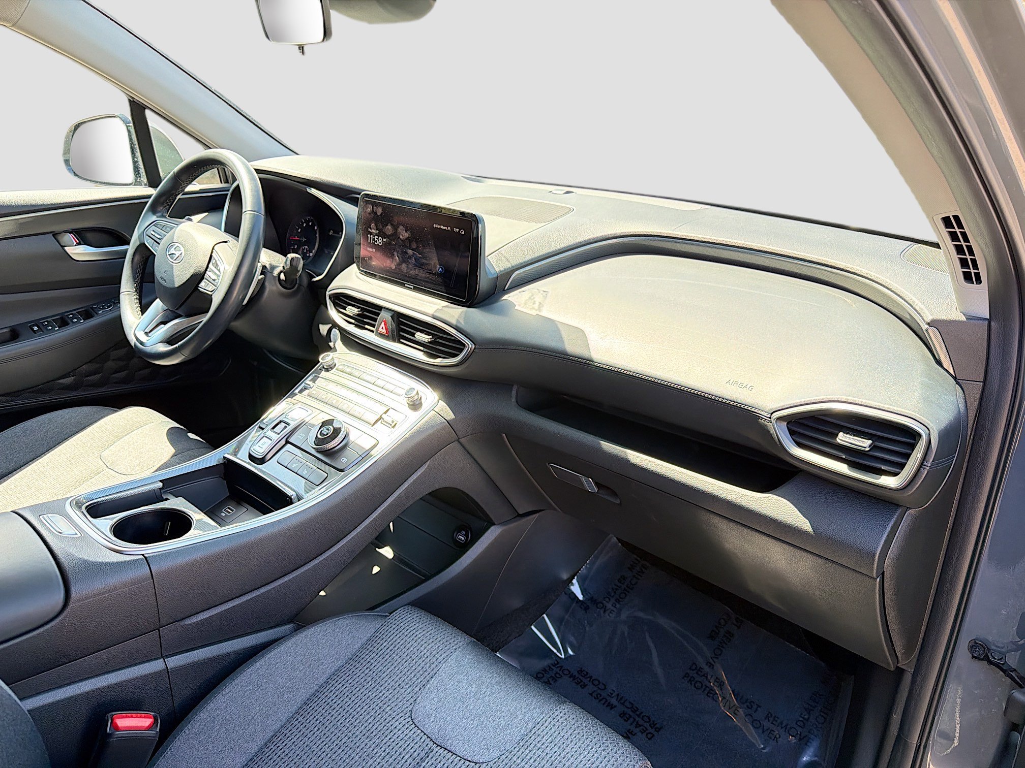 Used 2023 Hyundai Santa Fe SEL image 14