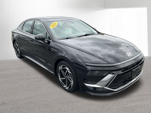 Used 2024 Hyundai Sonata SEL w/ Convenience Package image 3