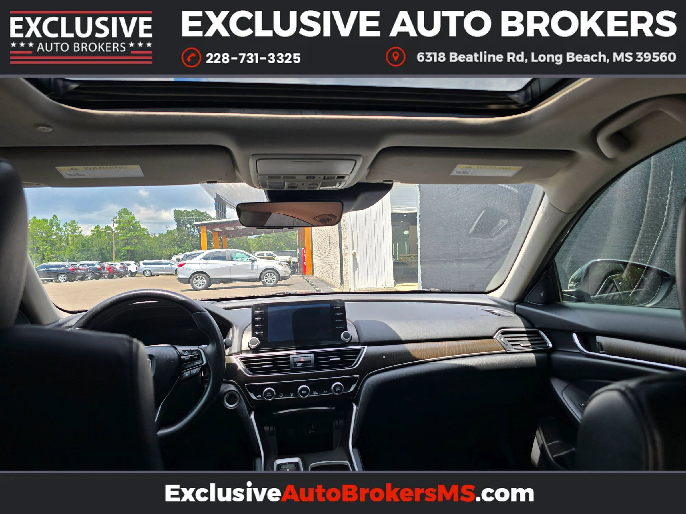 Used 2018 Honda Accord Touring image 16