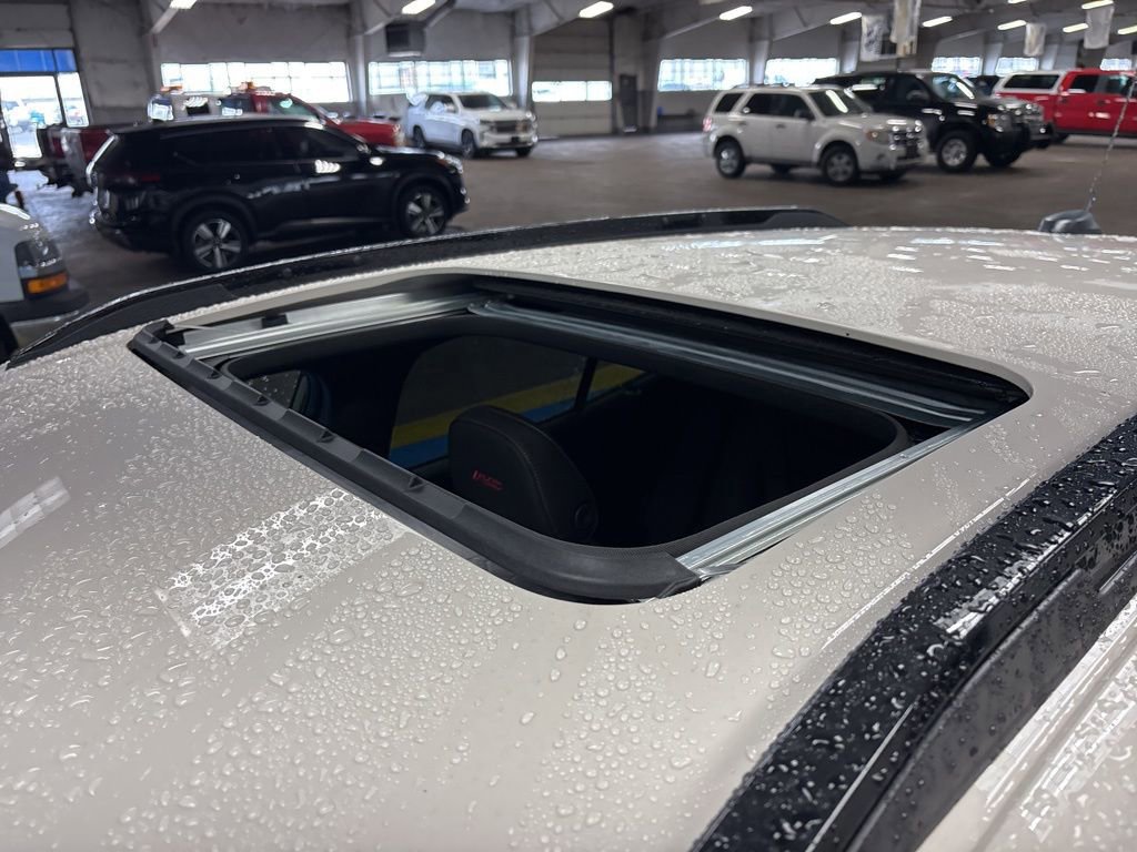 New 2026 Chevrolet Trax RS image 11