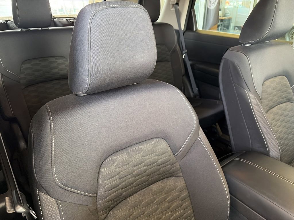Used 2023 Nissan Pathfinder SV w/ Cargo Package AWD/4WD image 26