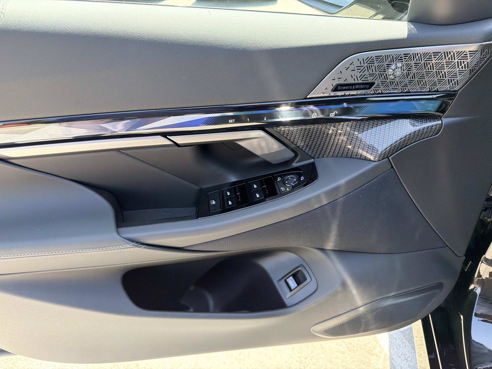 New 2026 BMW i5 M60 w/ Premium Package AWD/4WD image 11