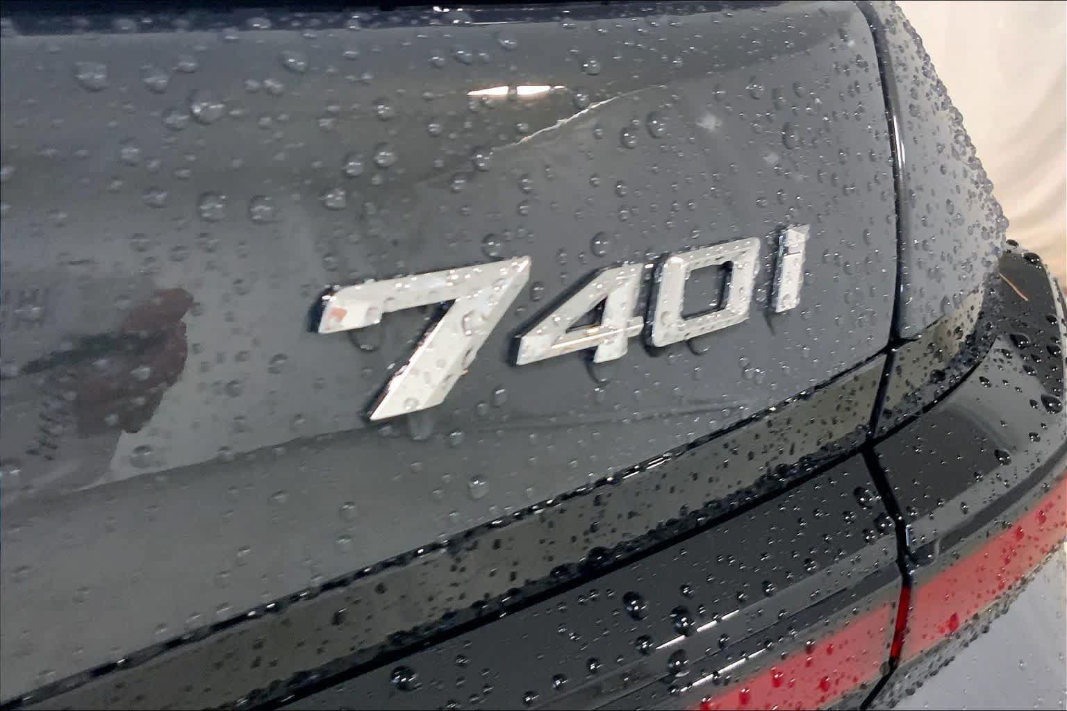 Used 2026 BMW 740i xDrive AWD/4WD image 15