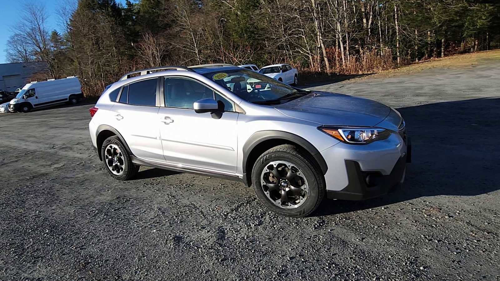 Used 2021 Subaru Crosstrek 2.0i Premium w/ Moonroof Package image 2