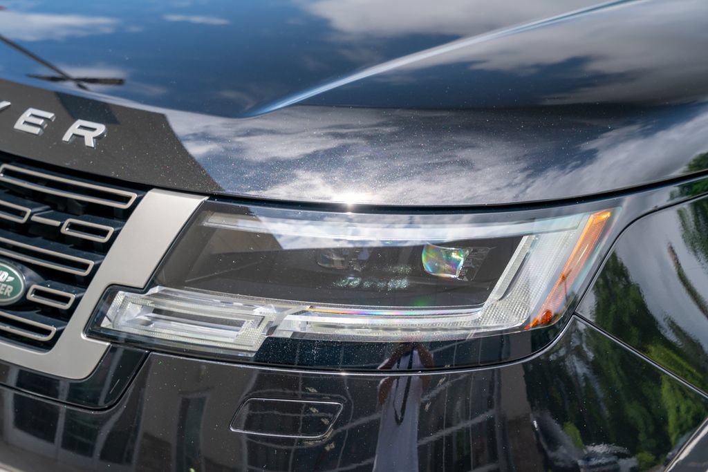 Used 2022 Land Rover Range Rover SE AWD/4WD image 25