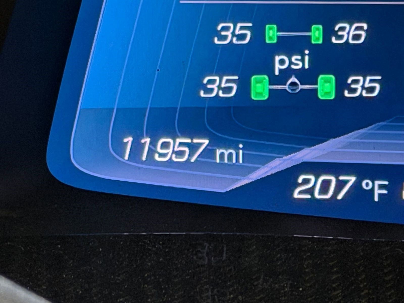 Used 2020 Chevrolet Corvette Stingray Premium Cpe w/ 3LT Preferred Equipment Group image 26