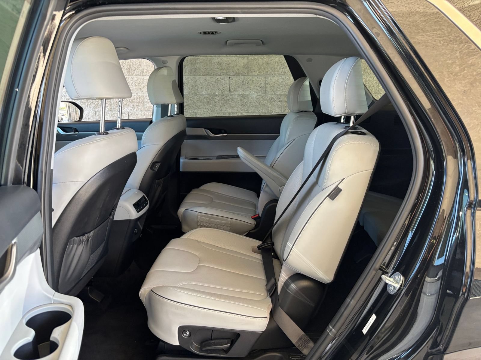 Used 2025 Hyundai Palisade SEL FWD image 27