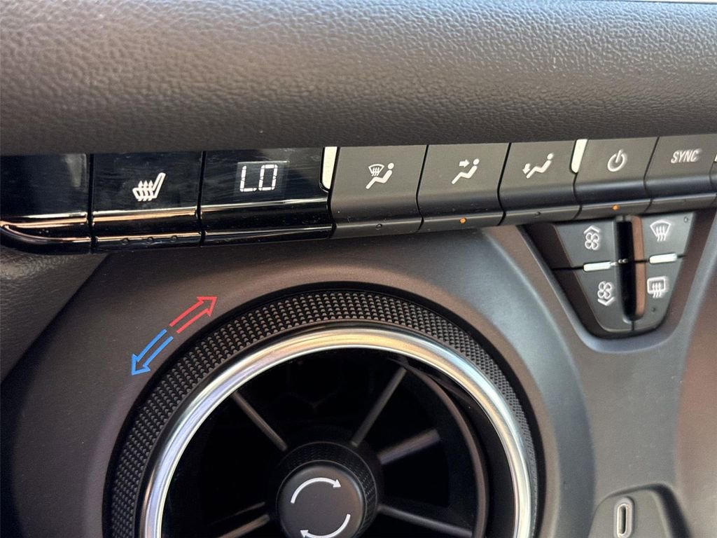 Used 2024 Chevrolet Blazer LT image 35