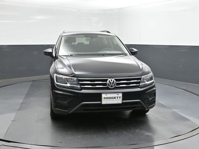 Used 2021 Volkswagen Tiguan SE w/ Panoramic Sunroof Package FWD image 17