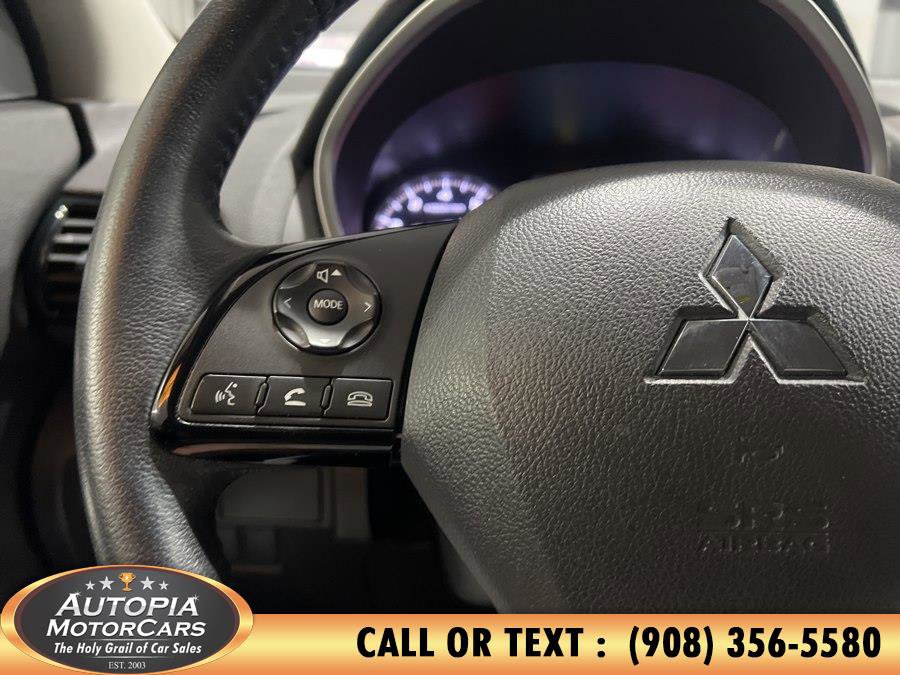 Used 2022 Mitsubishi Eclipse Cross SE image 26