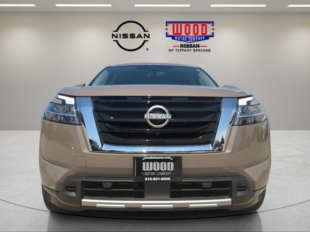 Certified 2024 Nissan Pathfinder Platinum AWD/4WD image 6