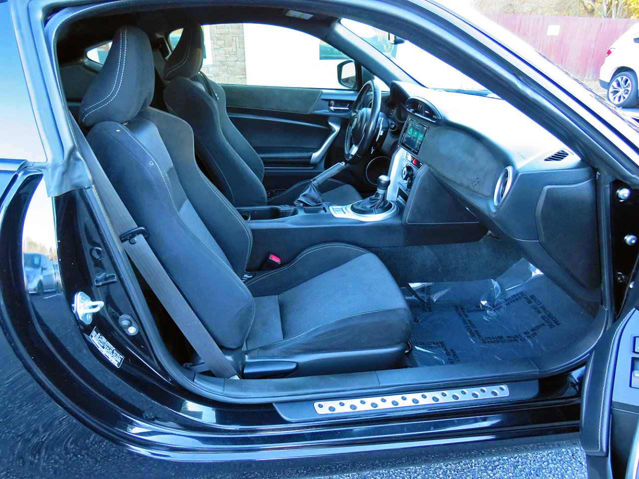 Used 2020 Toyota 86 image 16