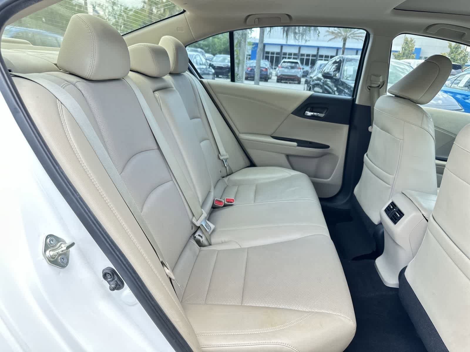 Used 2015 Honda Accord EX-L image 16