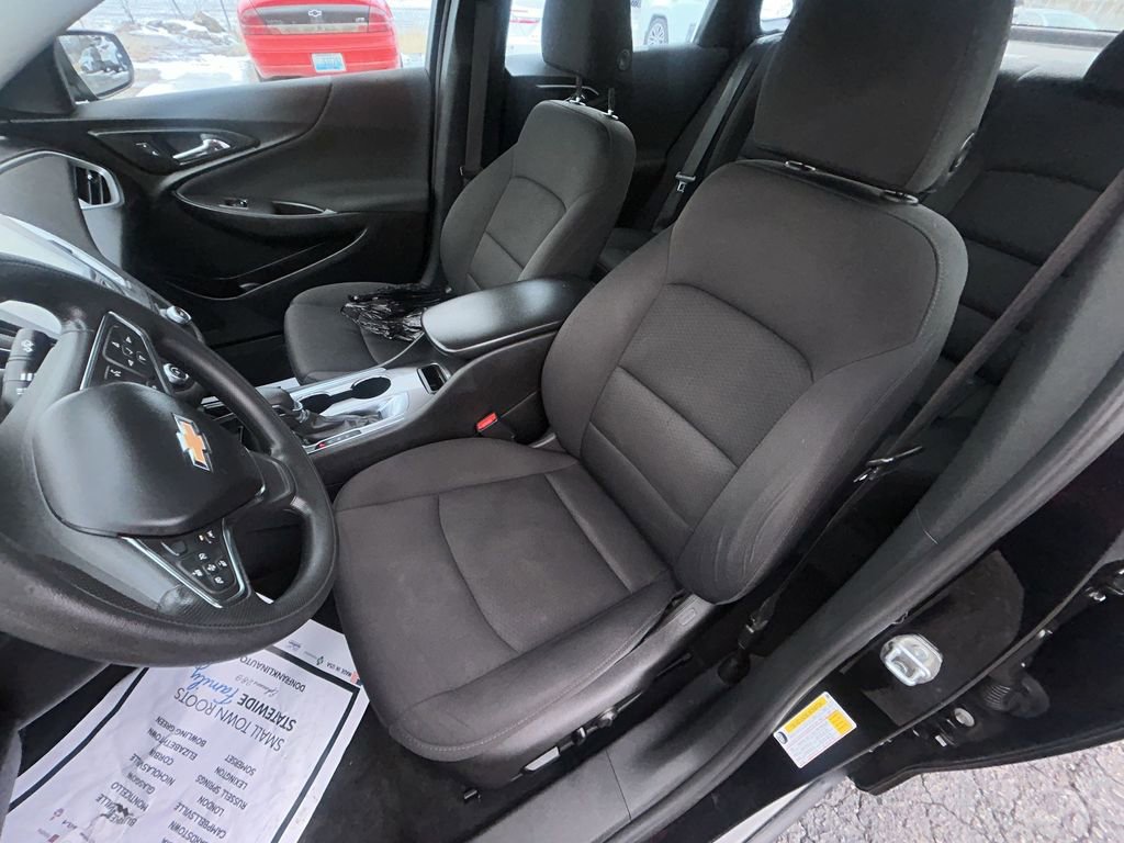 Used 2021 Chevrolet Malibu LS w/ Driver Confidence Package II image 17