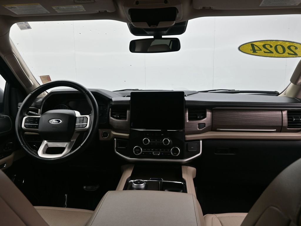Used 2024 Ford Expedition Max Limited image 11