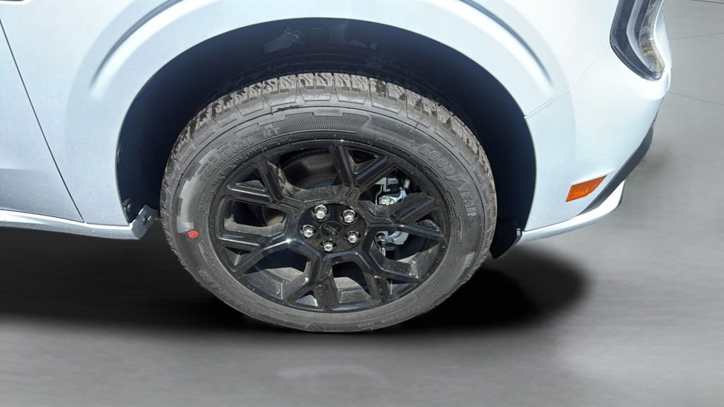 New 2026 Ford Maverick Lobo AWD/4WD image 36