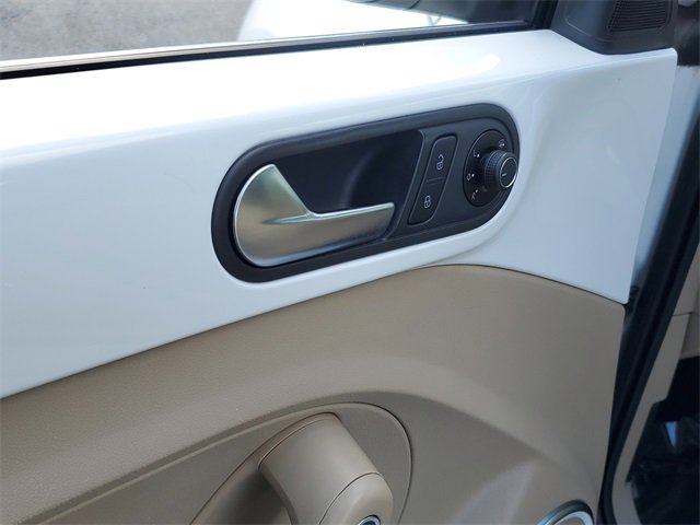 Used 2019 Volkswagen Beetle 2.0T S image 11