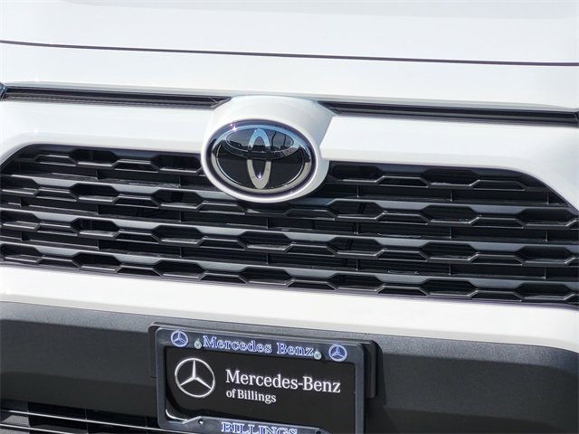 Used 2025 Toyota RAV4 XLE image 36
