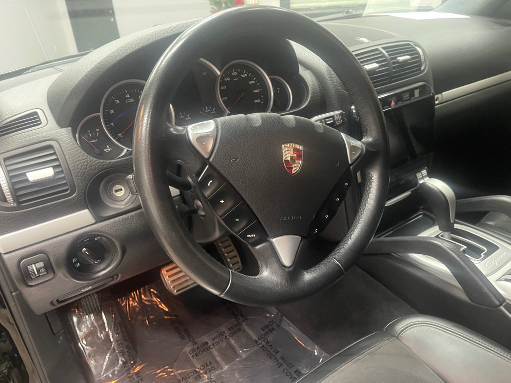 Used 2010 Porsche Cayenne GTS AWD/4WD image 18