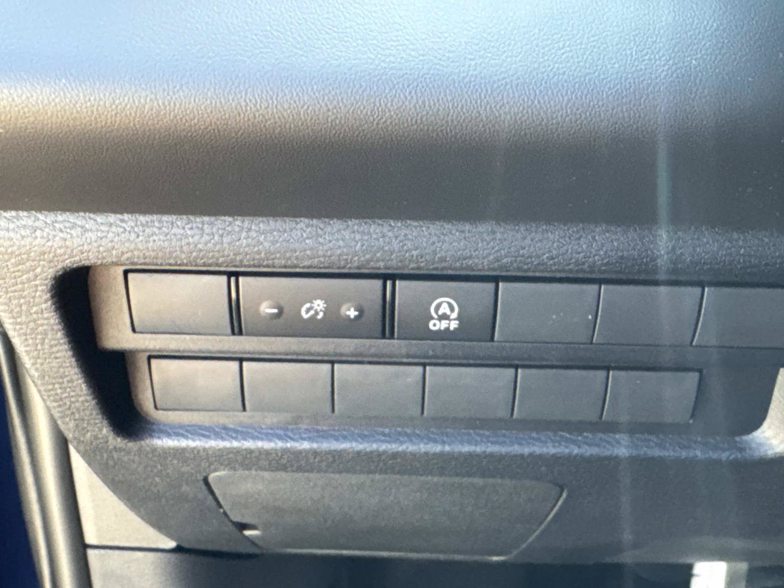 New 2026 Mitsubishi Outlander ES FWD image 29