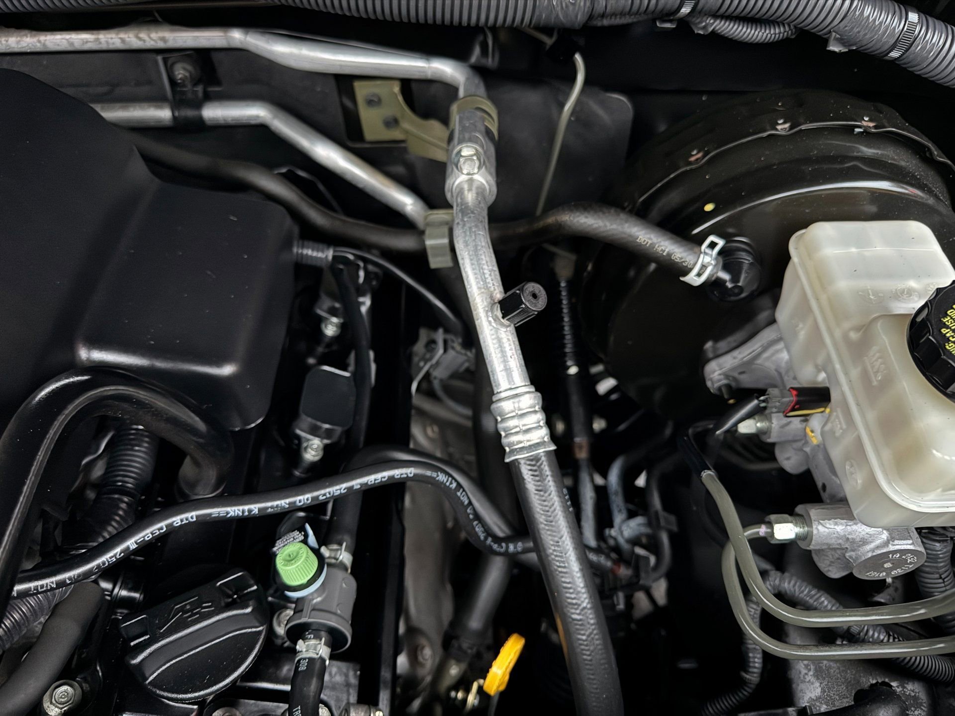 Used 2012 Nissan Frontier S image 39