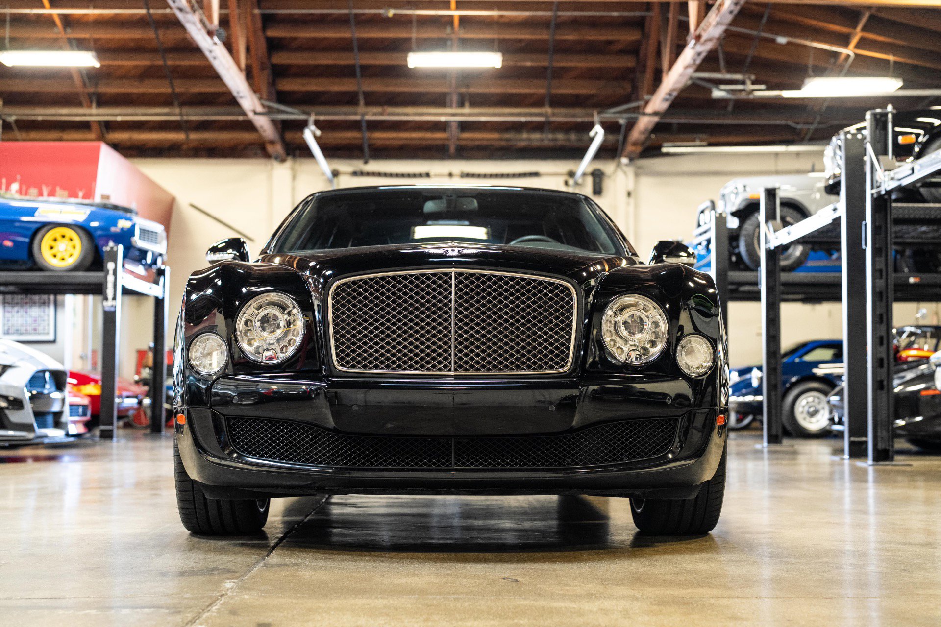 Used 2014 Bentley Mulsanne image 5