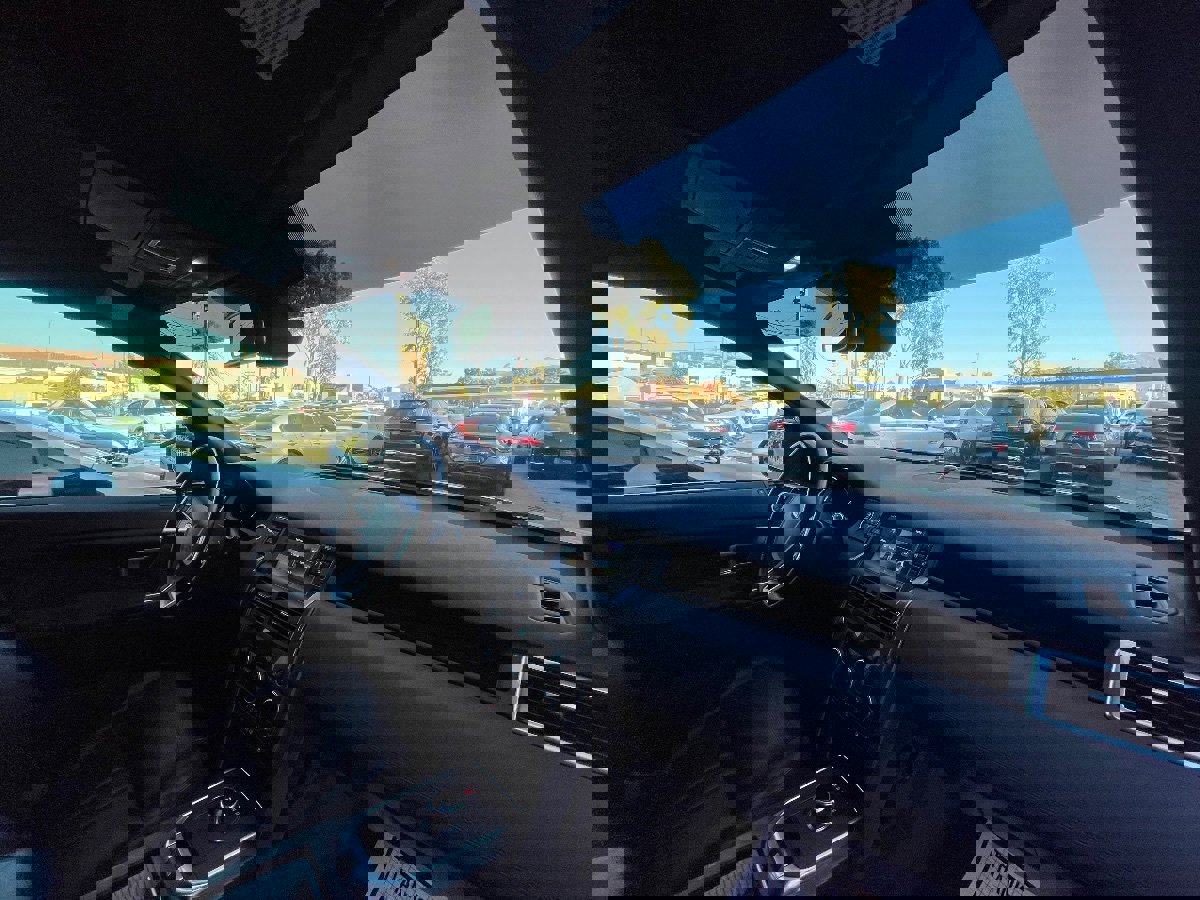 Used 2019 Land Rover Discovery Sport HSE image 12