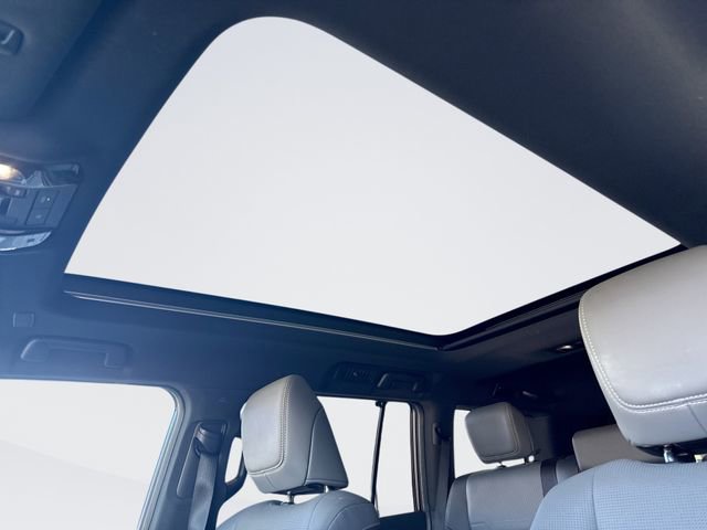 Used 2024 Lexus GX 550 image 22