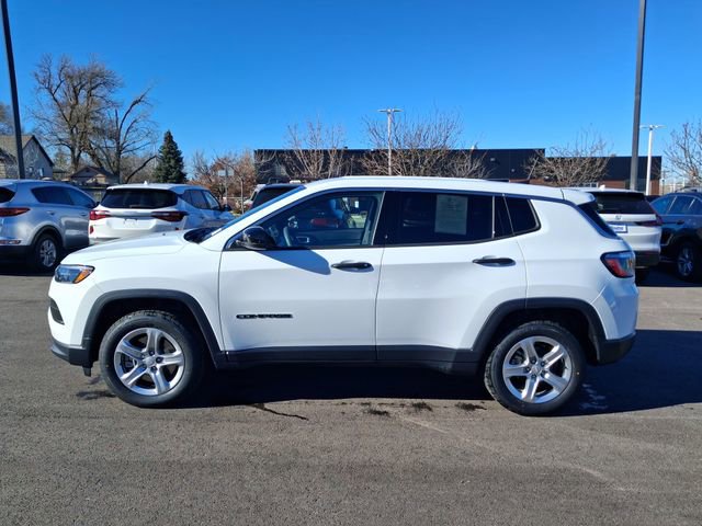 Used 2024 Jeep Compass Sport image 6