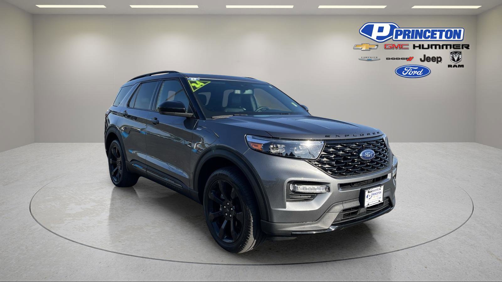 Used 2024 Ford Explorer ST-Line w/ Class IV Trailer Tow Package