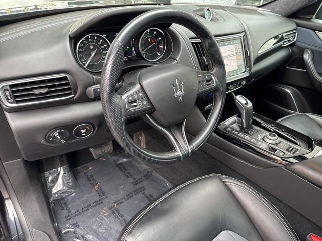 Certified 2022 Maserati Levante GT AWD/4WD image 13