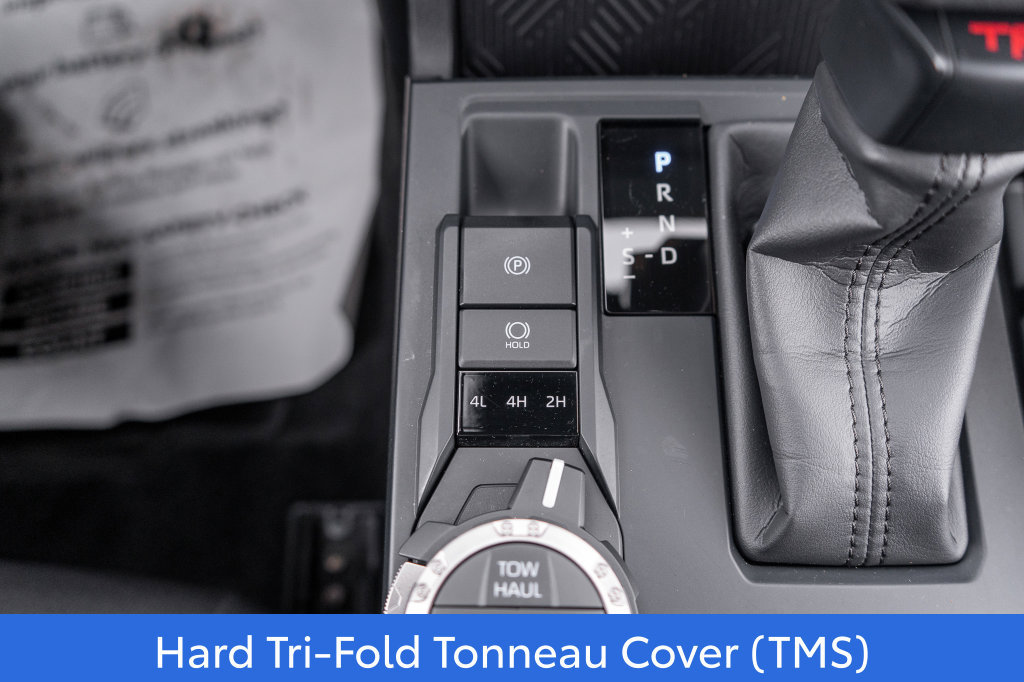 Certified 2025 Toyota Tacoma TRD Off-Road AWD/4WD image 27