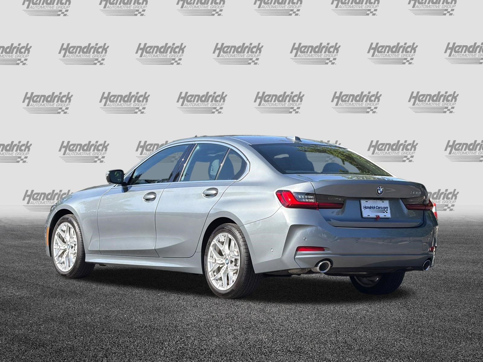 Used 2025 BMW 330i Sedan RWD image 7