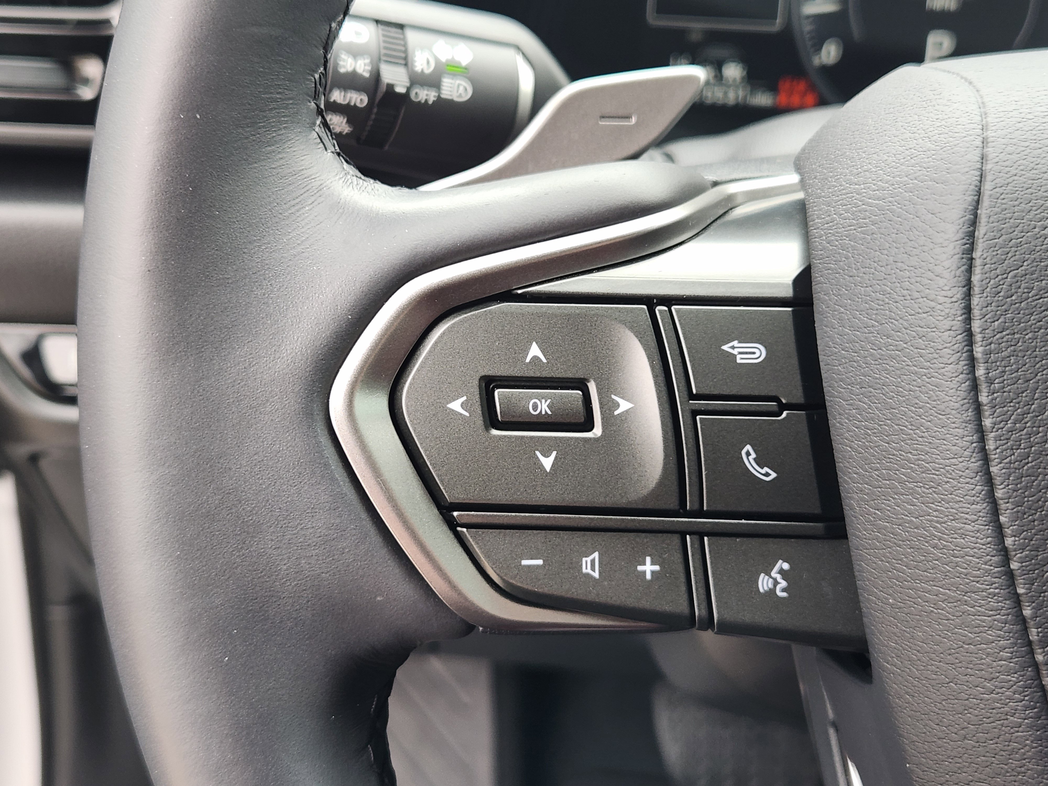 Certified 2024 Lexus NX 250 FWD w/ Premium Package image 34