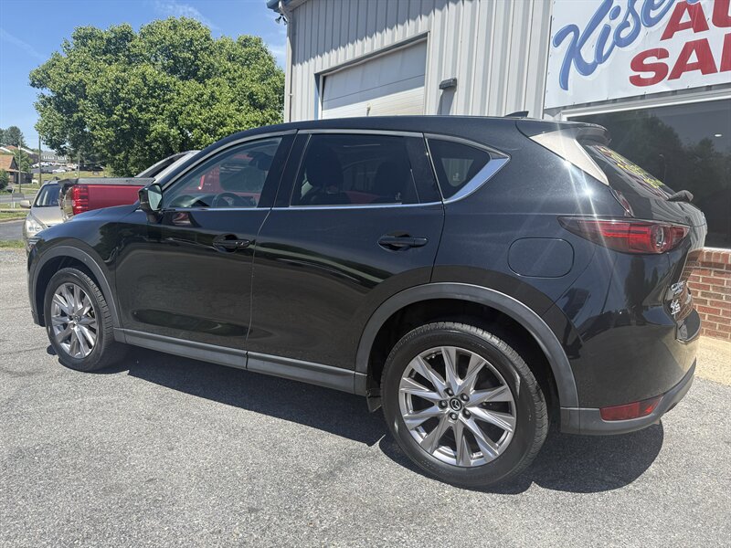 Used 2019 MAZDA CX-5 Grand Touring w/ GT Premium Package AWD/4WD image 9