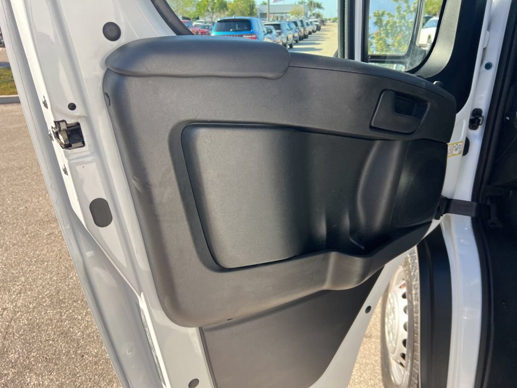 Used 2025 RAM ProMaster 2500 w/ Convenience Group FWD image 47