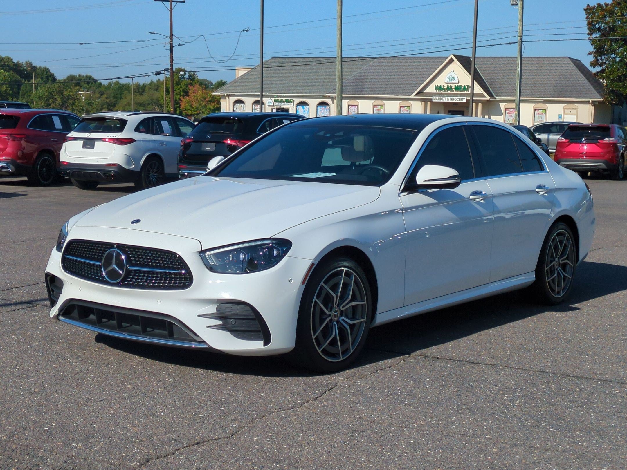 Used 2022 Mercedes-Benz E 450 4MATIC Sedan image 7