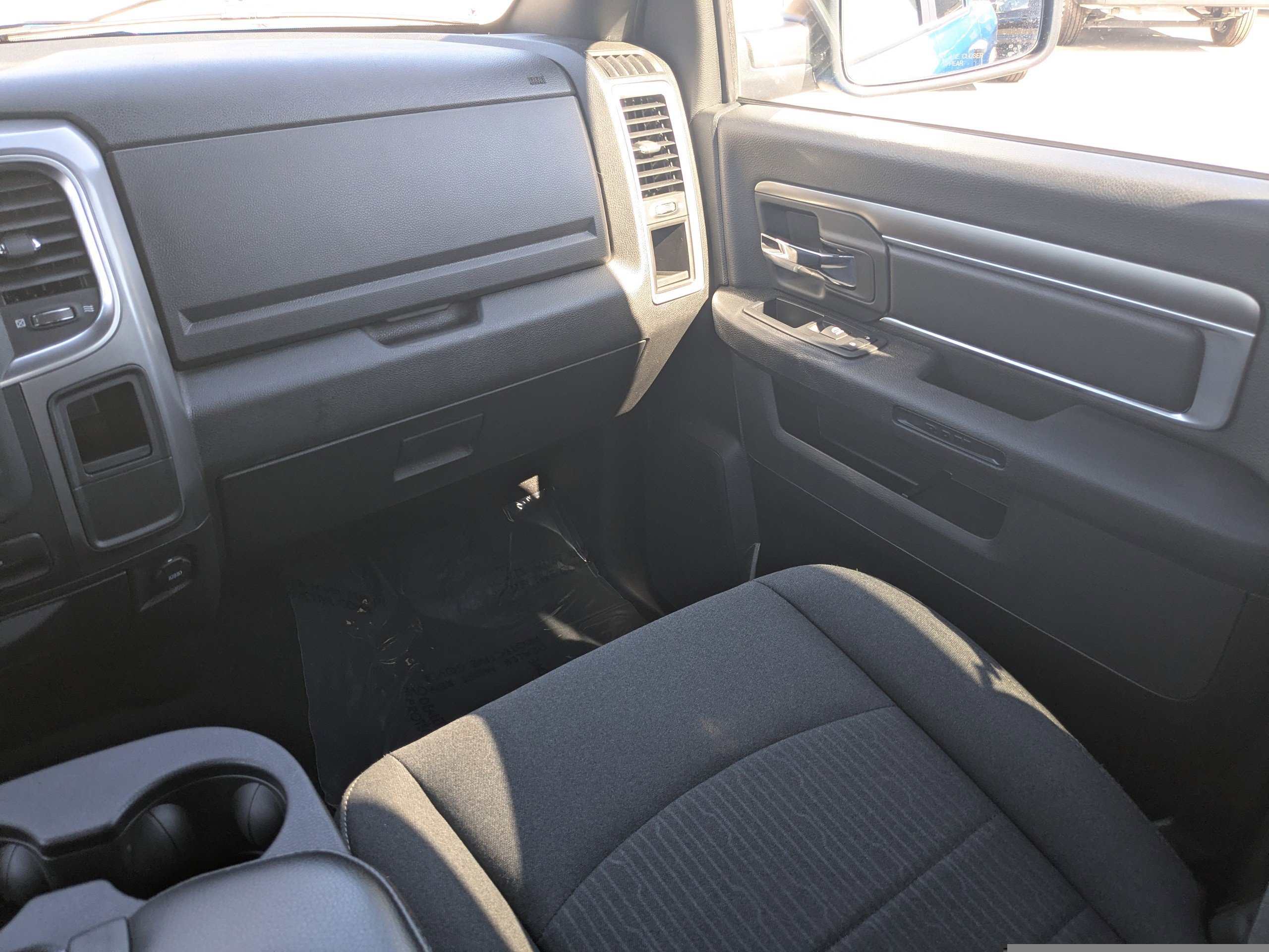 Used 2024 RAM 1500 Classic Warlock image 16