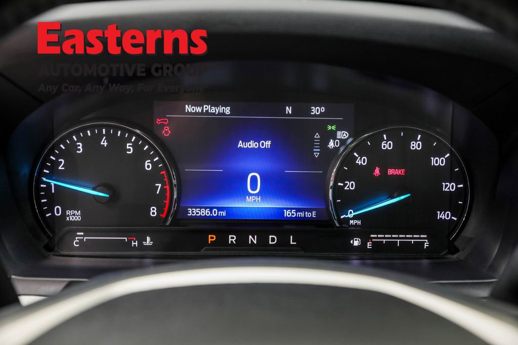 Used 2022 Ford Explorer XLT image 18