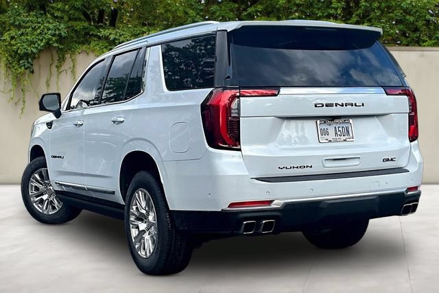Used 2026 GMC Yukon Denali w/ Sun & Power Step Package AWD/4WD image 4