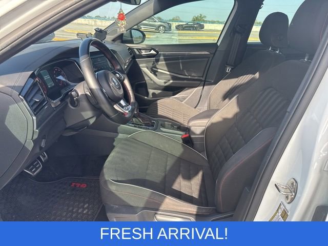 Used 2019 Volkswagen Jetta GLI Autobahn image 2