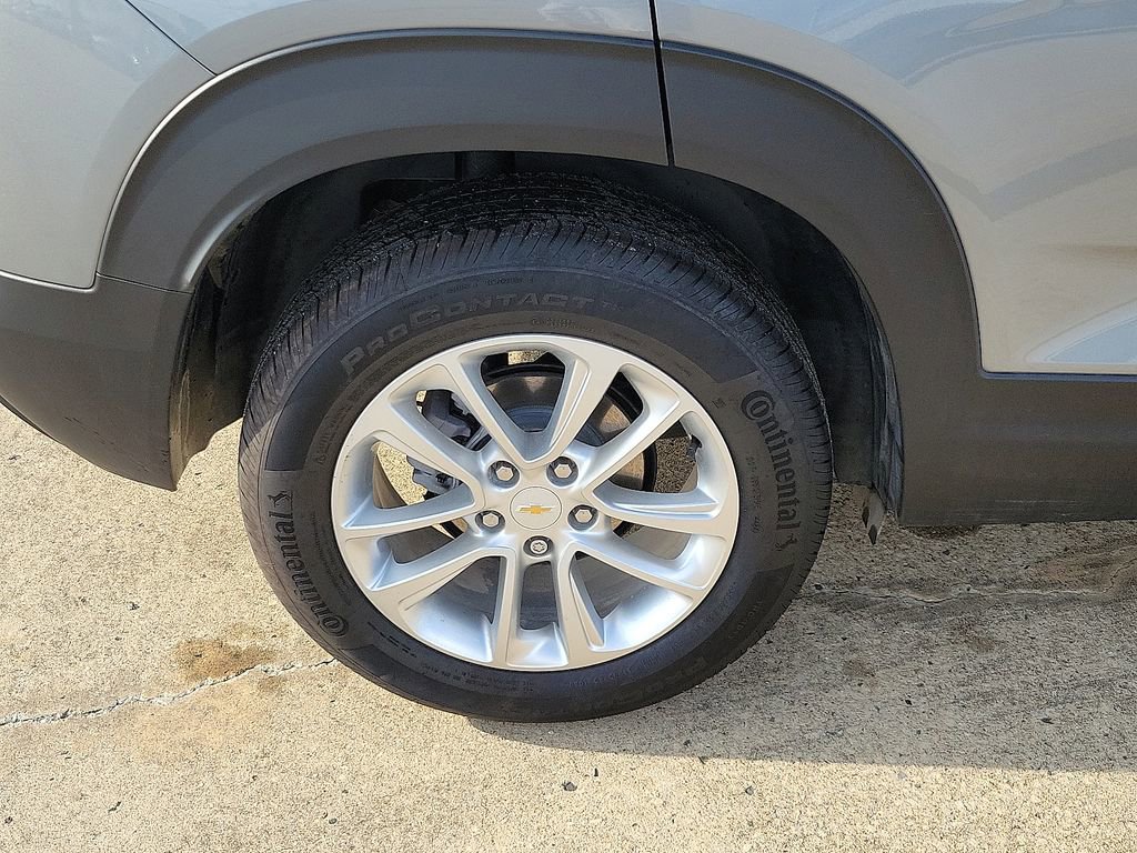 Used 2025 Chevrolet TrailBlazer LS w/ LS Convenience Package image 7