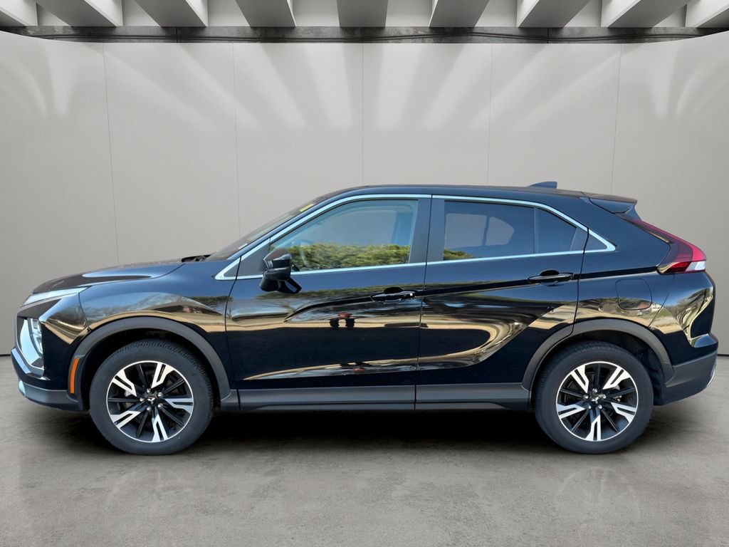 Used 2024 Mitsubishi Eclipse Cross SE image 2