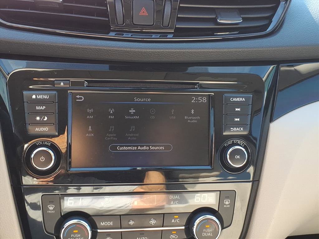 Used 2022 Nissan Rogue Sport SL image 16