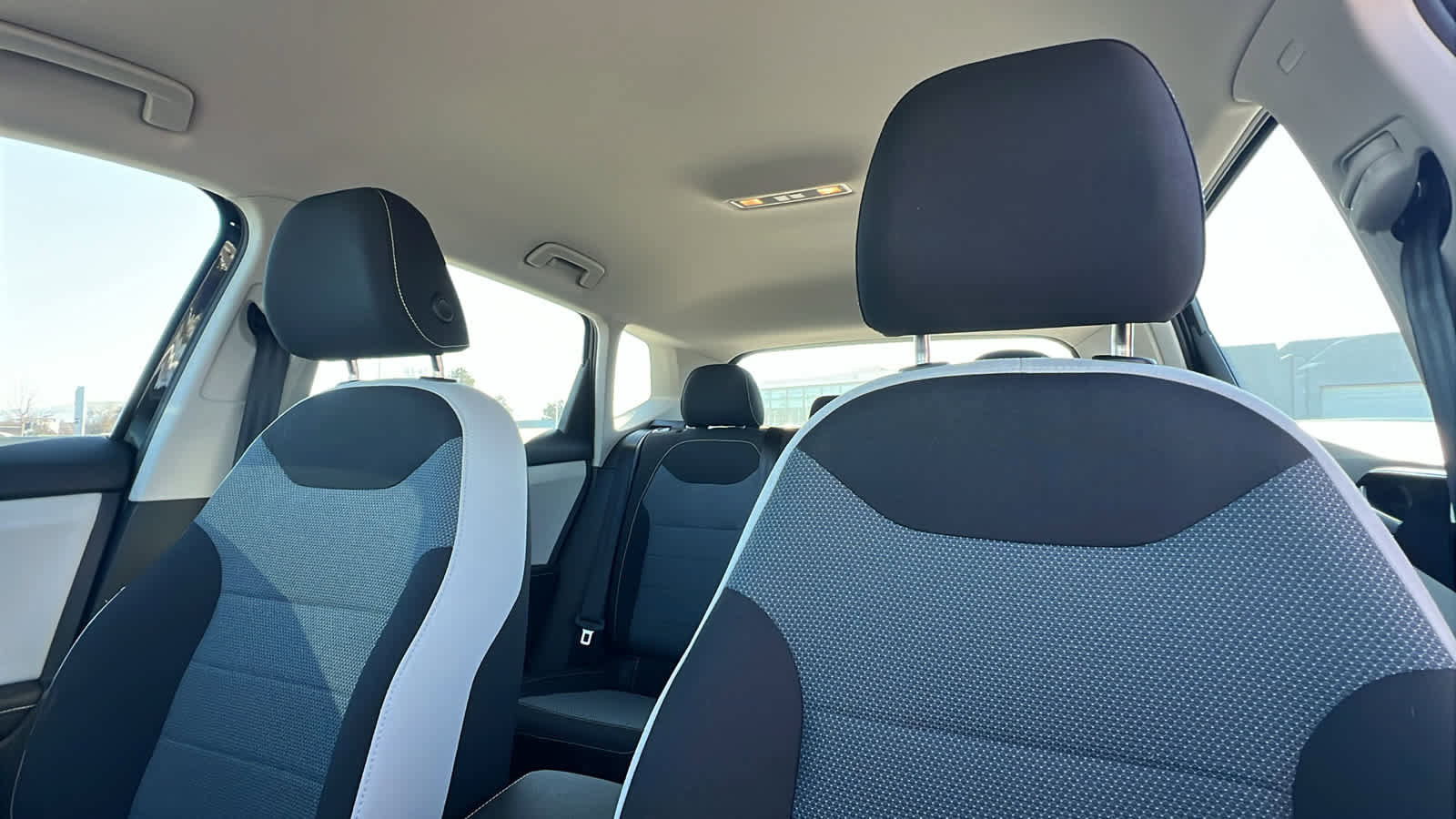 Used 2025 Volkswagen Taos S image 11