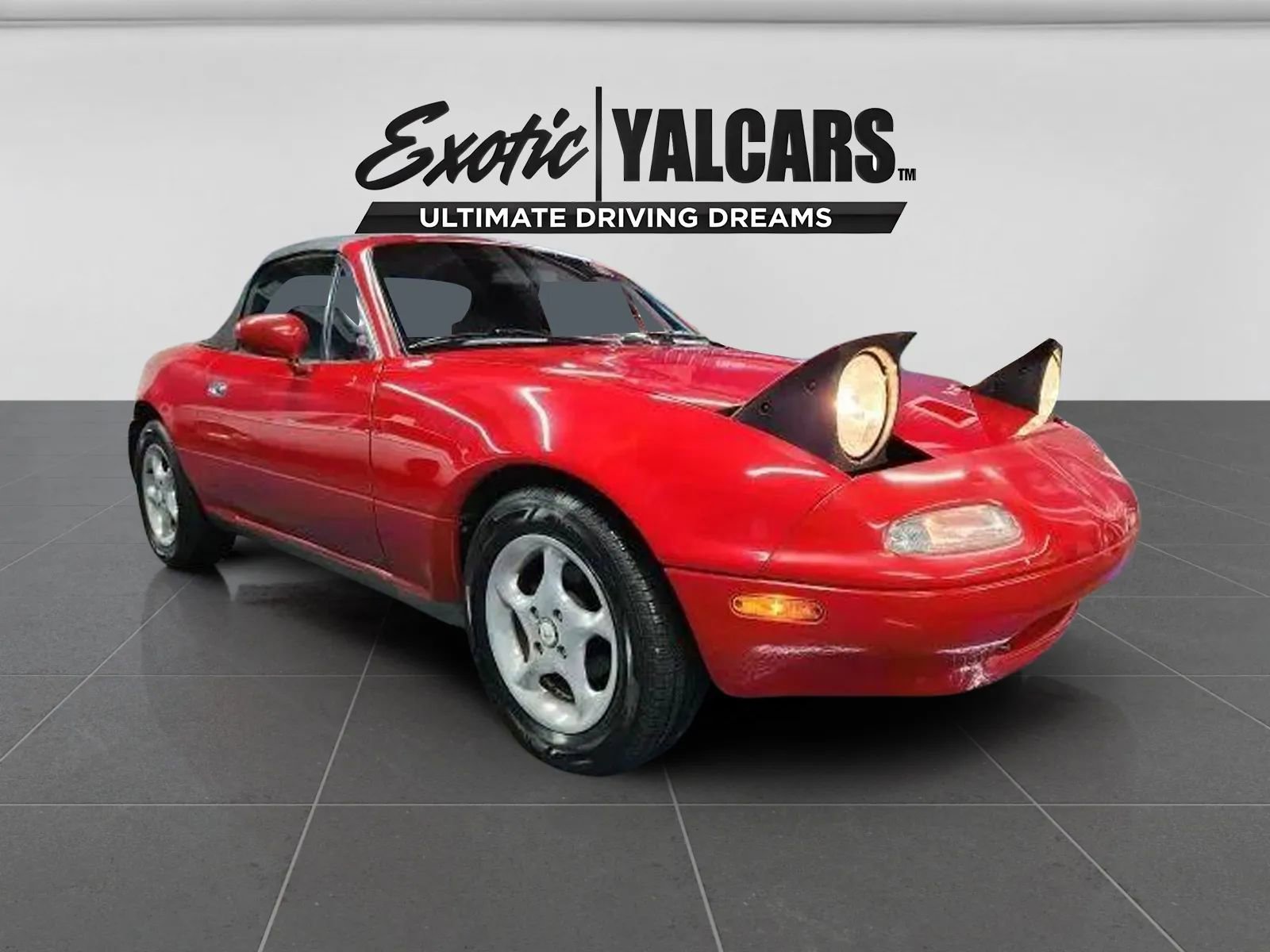 Used 1990 MAZDA MX-5 Miata 2D Convertible image 3